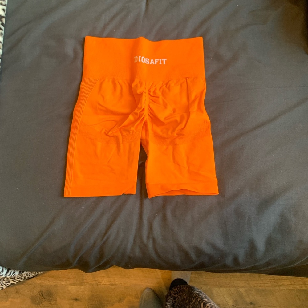 DIOSAFIT Women's Orange Bike Shorts